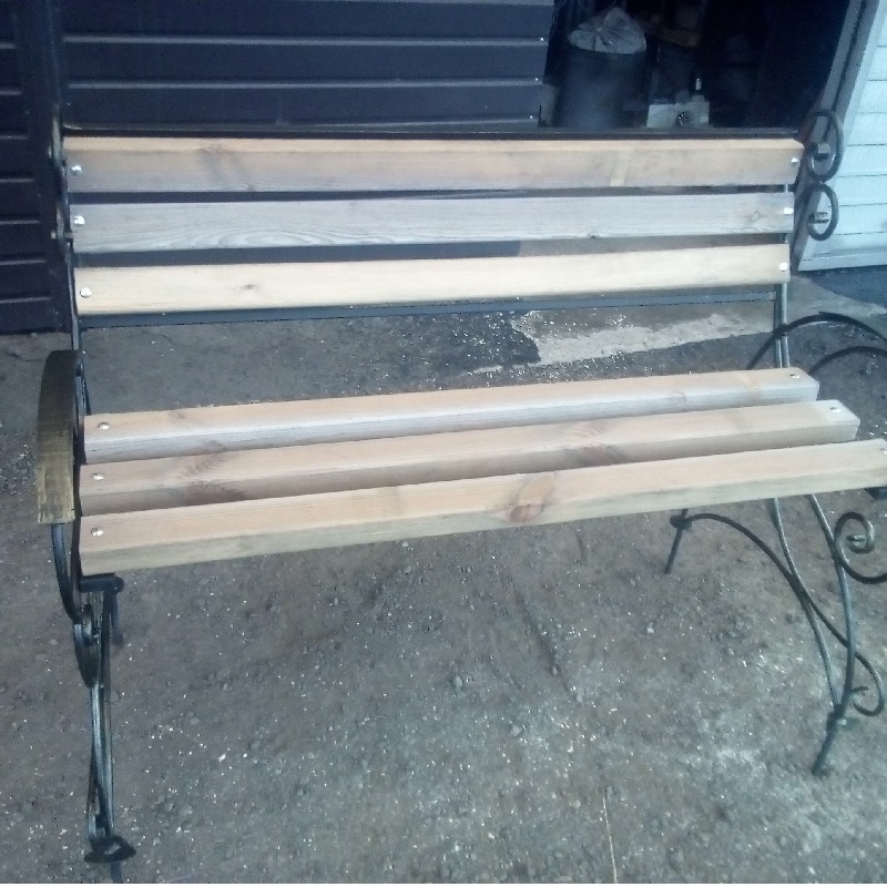 Скамейка садовая 2,3